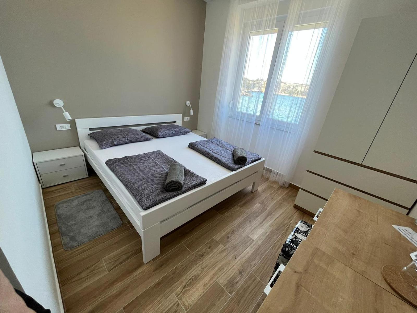 Villa Lovorka By Villa Eva Omišalj Chambre photo